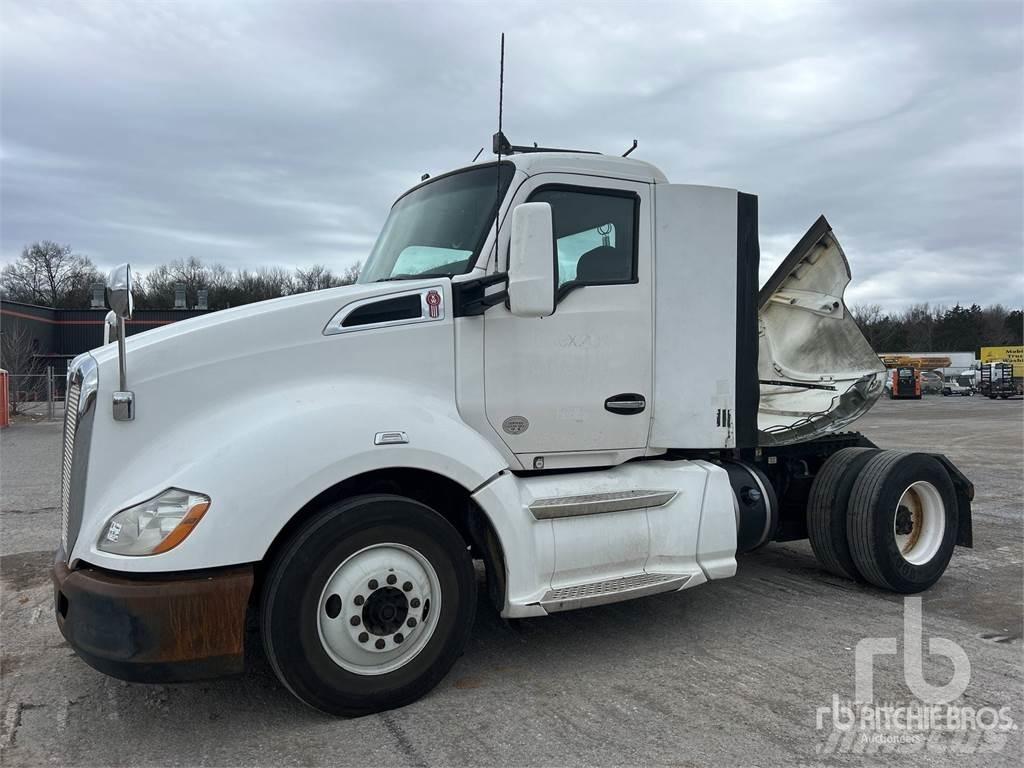 Kenworth T680 Vetopöytäautot