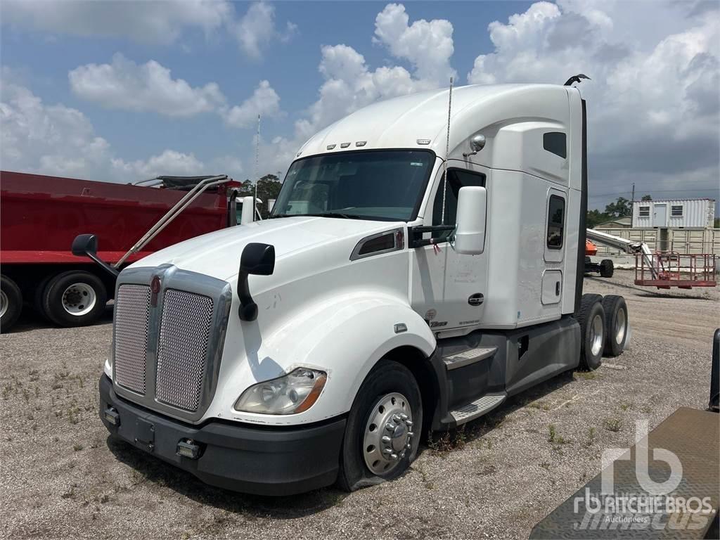 Kenworth T680 Vetopöytäautot