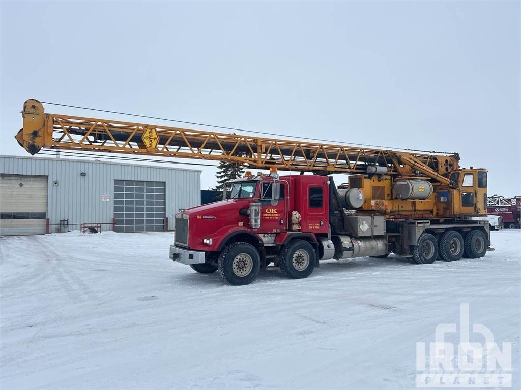 Kenworth T800 Kuorma-auto porauskalustolla