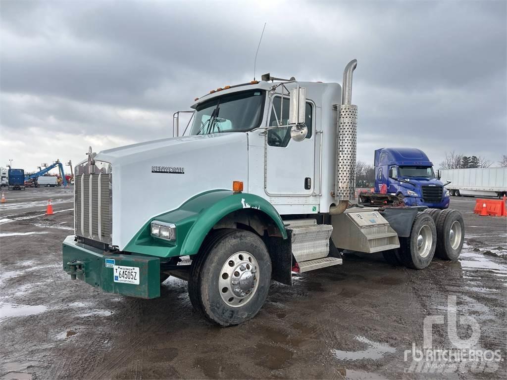Kenworth T800 Vetopöytäautot