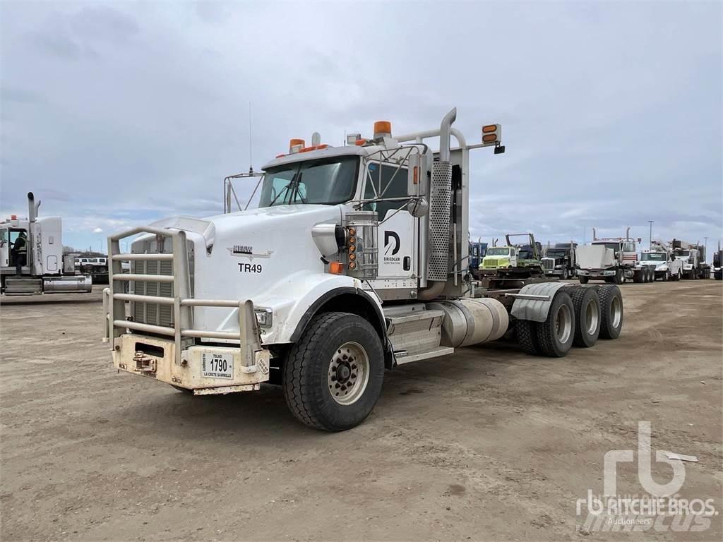 Kenworth T800 Vetopöytäautot