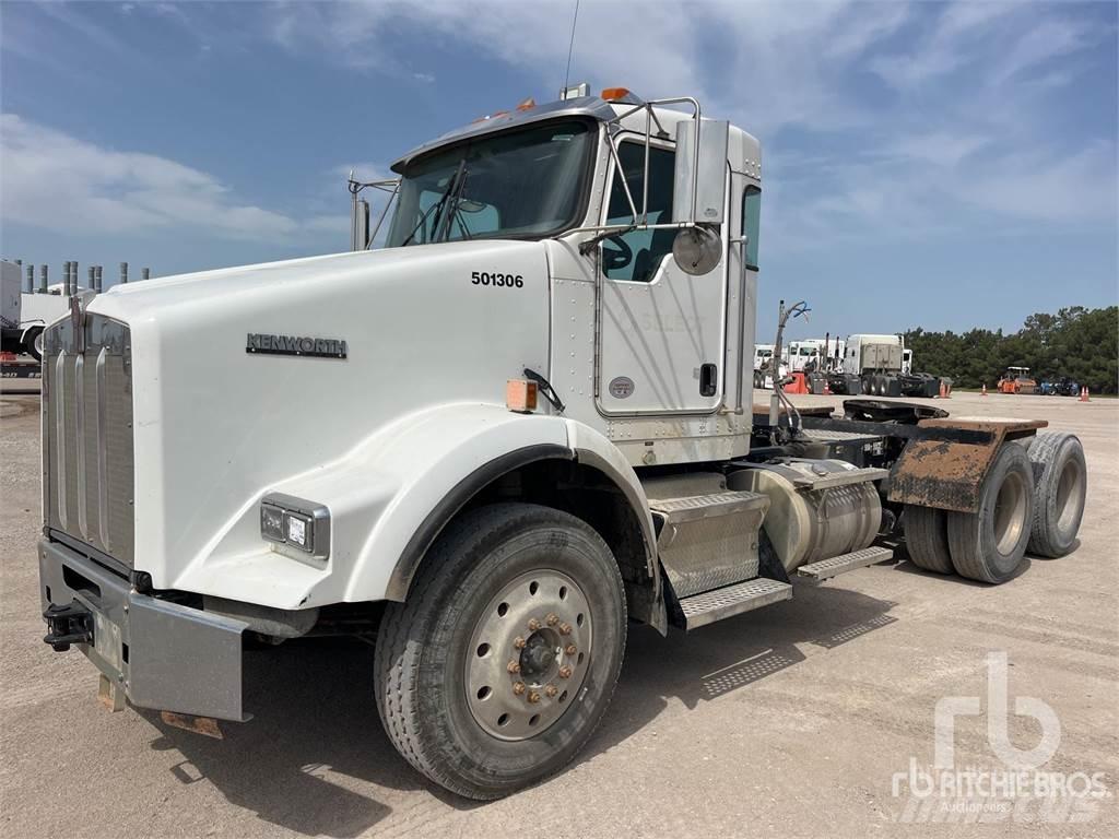 Kenworth T800 Vetopöytäautot