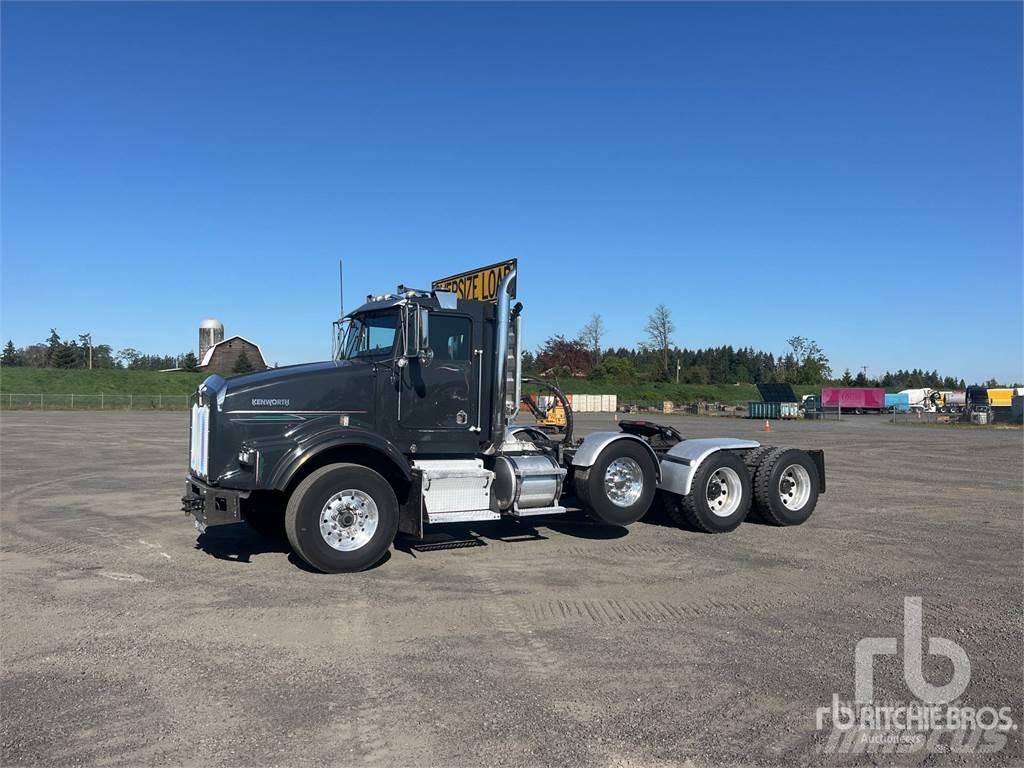 Kenworth T800 Vetopöytäautot