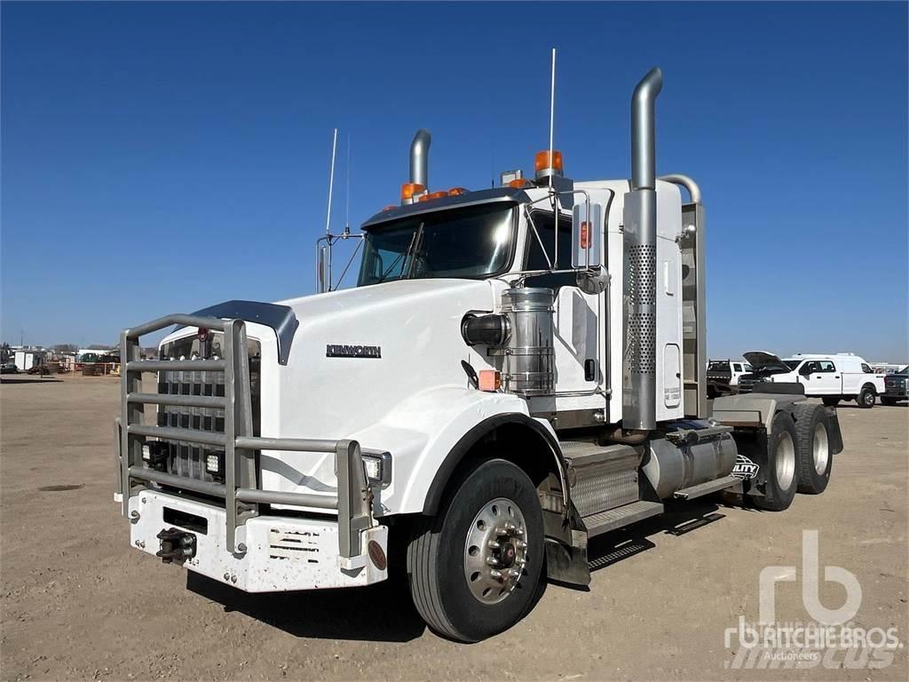 Kenworth T800 Vetopöytäautot