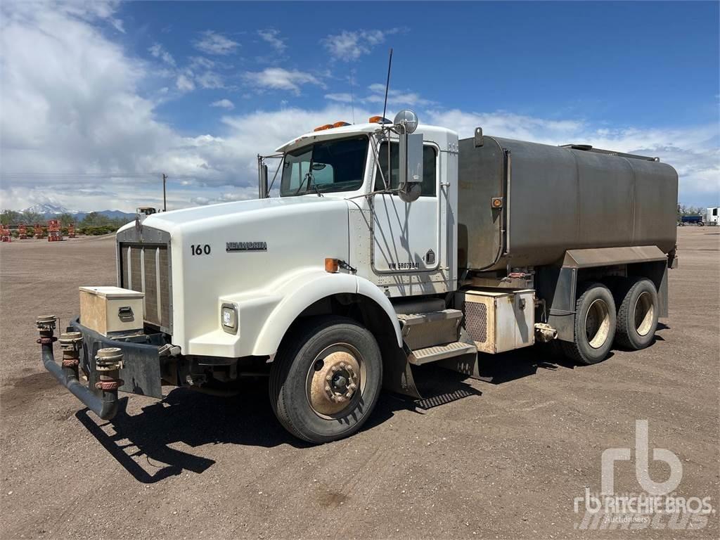 Kenworth T800 Vesisäiliöautot