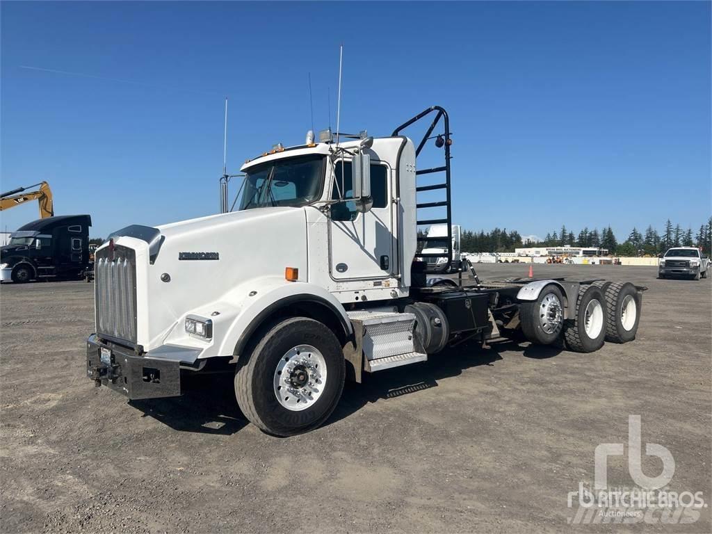 Kenworth T800 Vetopöytäautot