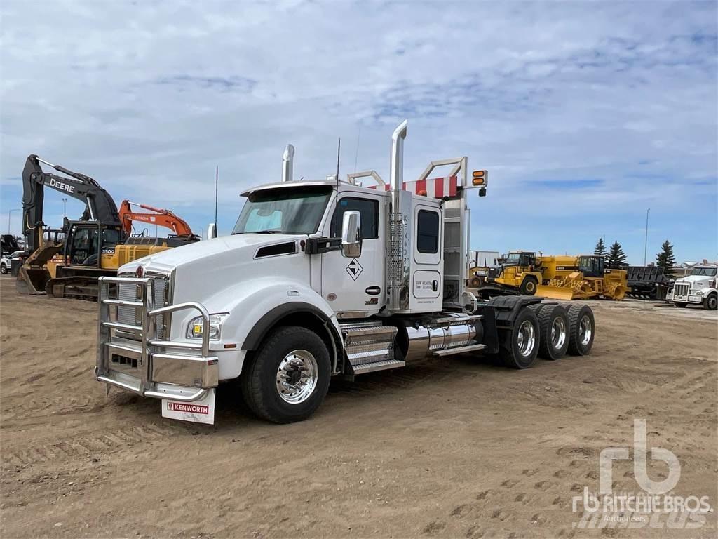 Kenworth T880 Vetopöytäautot