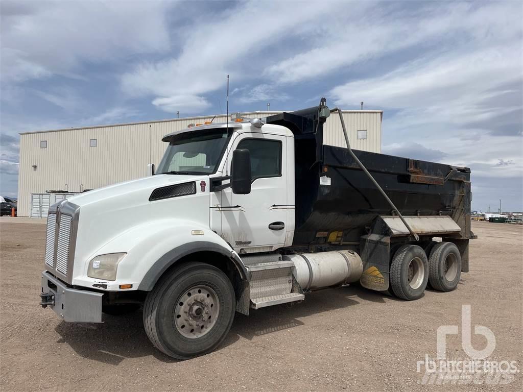 Kenworth T880 Sora- ja kippiautot