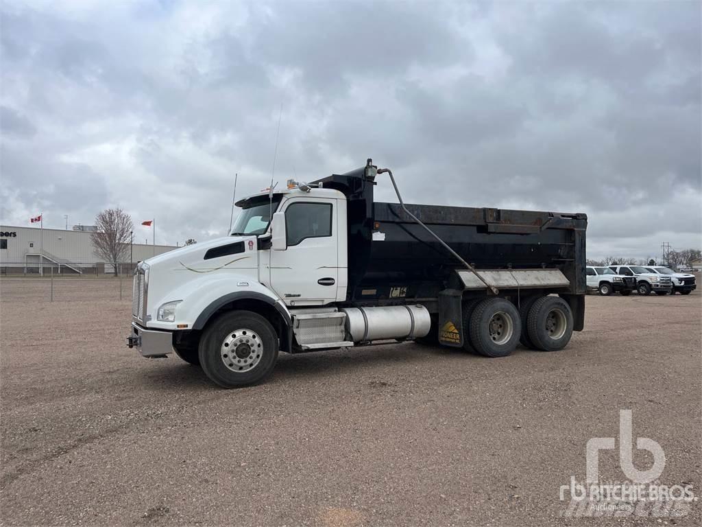 Kenworth T880 Sora- ja kippiautot