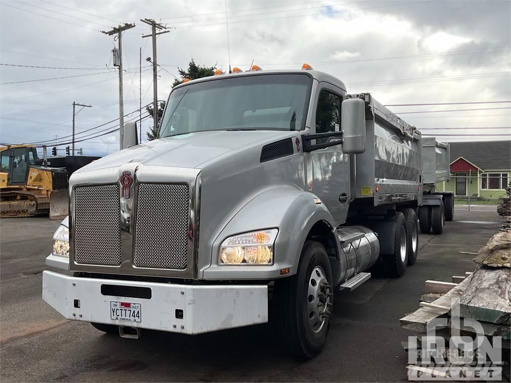Kenworth T880 Sora- ja kippiautot