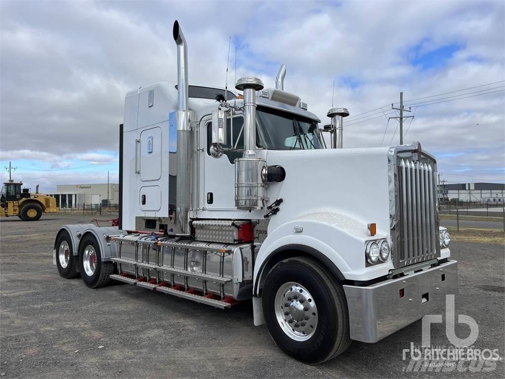 Kenworth T909 Vetopöytäautot