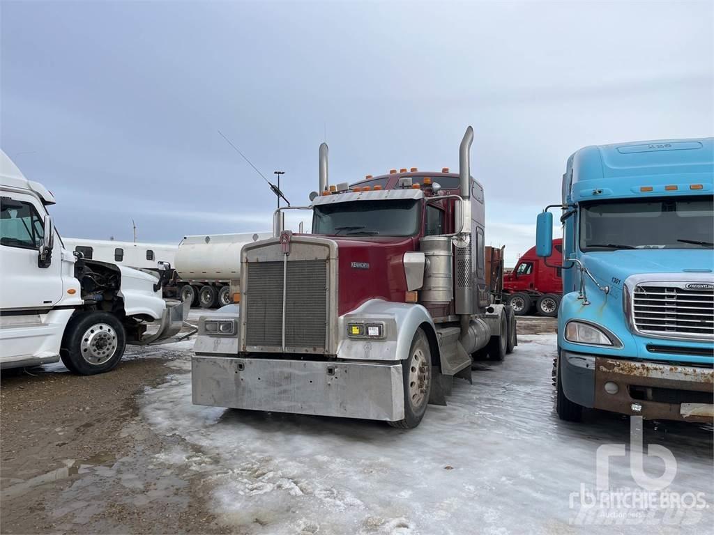 Kenworth W900 Vetopöytäautot