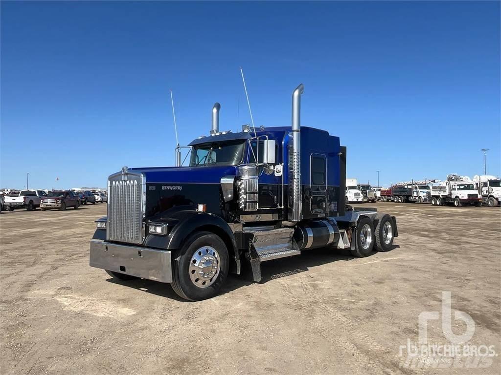 Kenworth W900 Vetopöytäautot