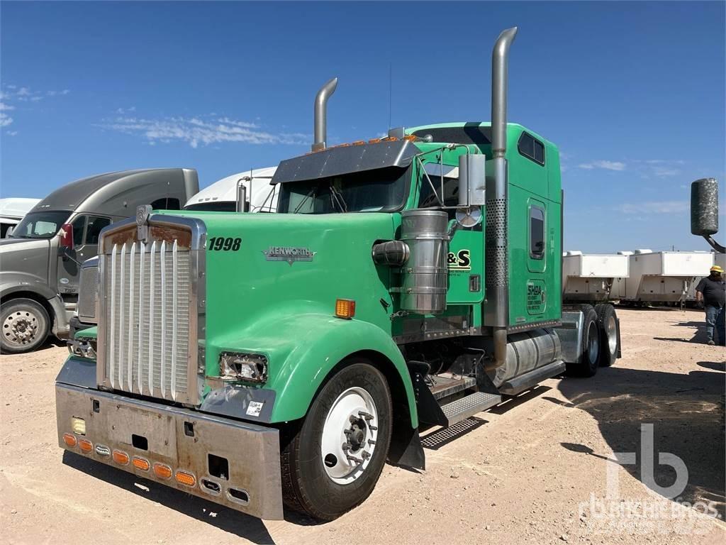 Kenworth W900 Vetopöytäautot