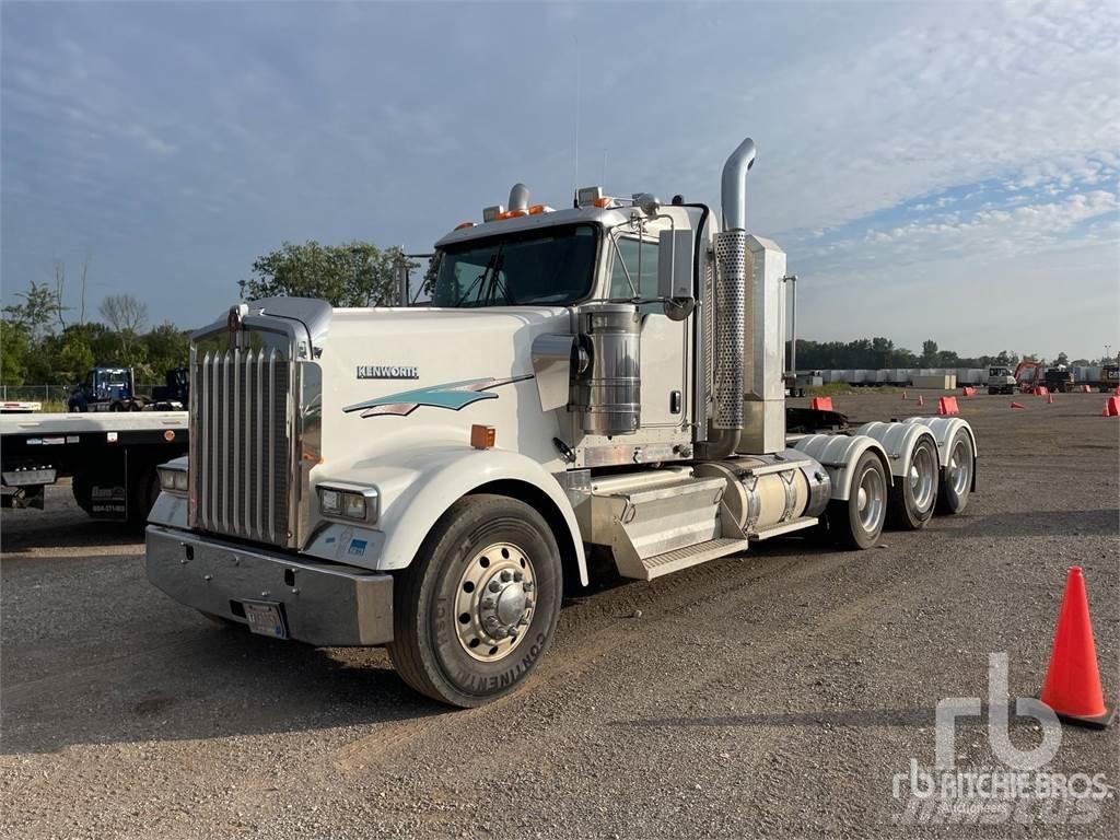 Kenworth W900 Vetopöytäautot