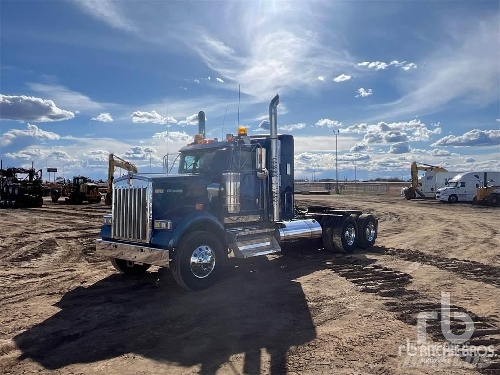 Kenworth W900 Vetopöytäautot