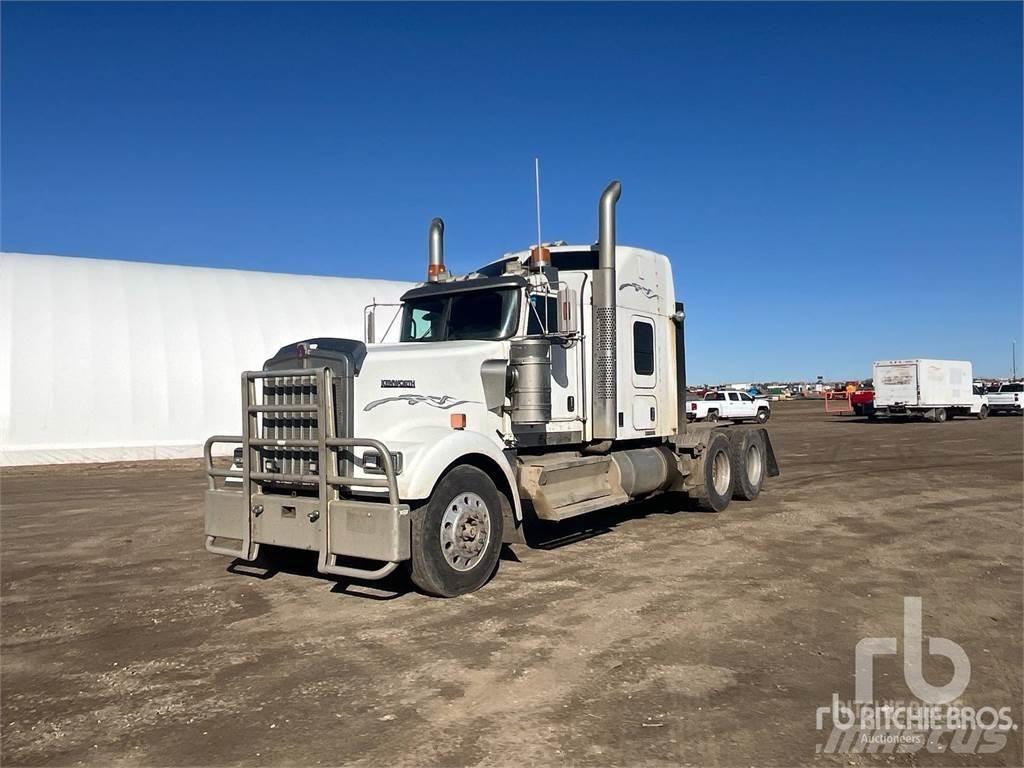 Kenworth W900 Vetopöytäautot