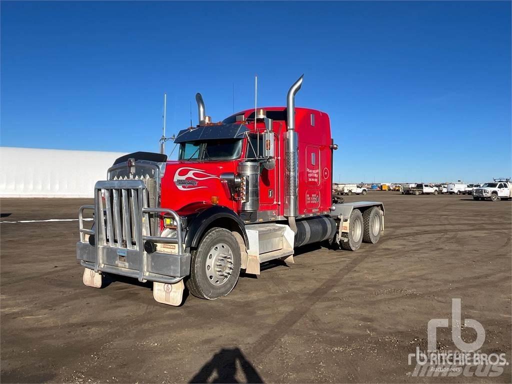 Kenworth W900 Vetopöytäautot