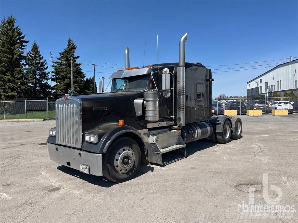 Kenworth W900 Vetopöytäautot