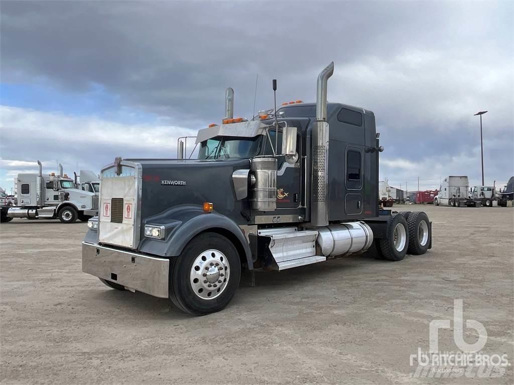 Kenworth W900 Vetopöytäautot