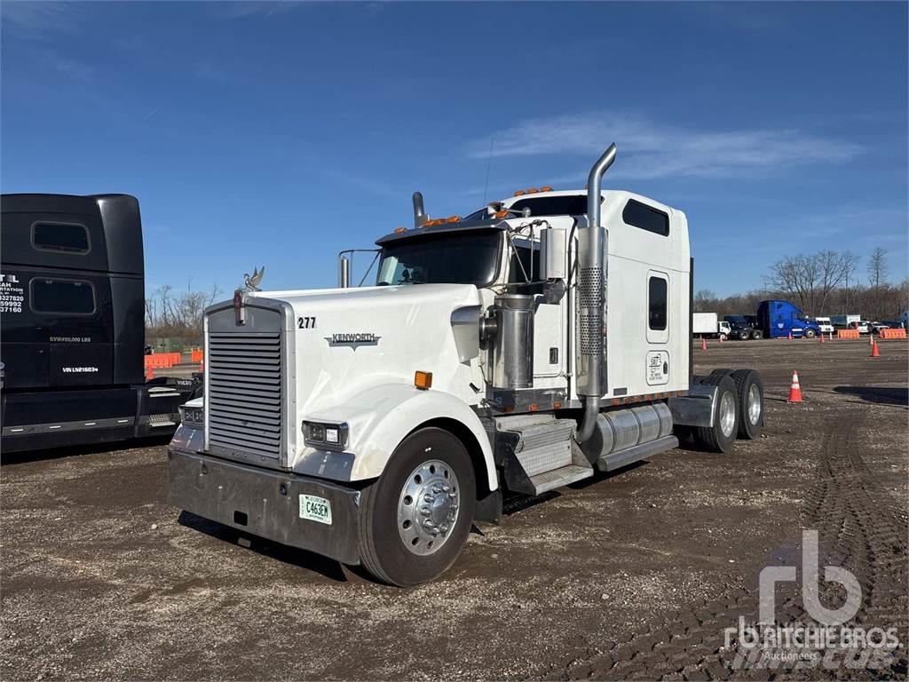 Kenworth W900 Vetopöytäautot