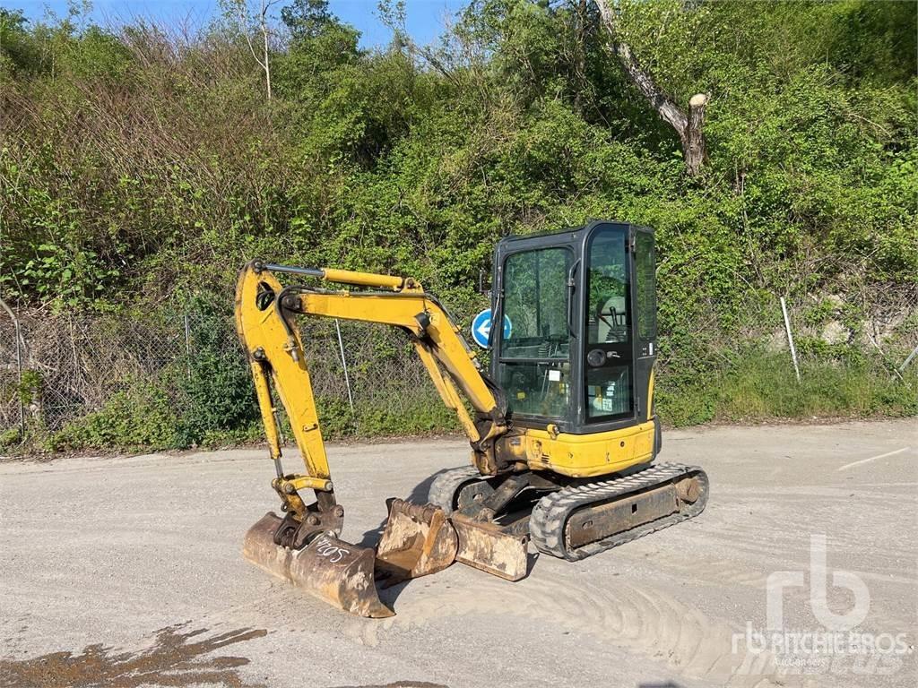 Komatsu PC26MR3 Minikaivukoneet < 7t