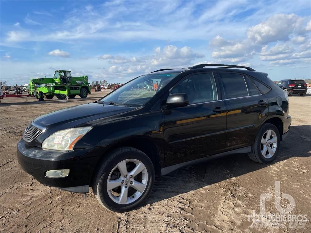 Lexus RX330 Lava-autot