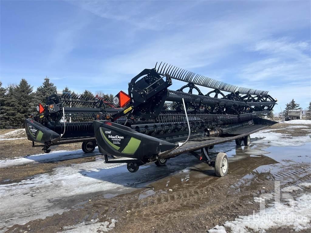 MacDon FD140 Leikkuupöydät