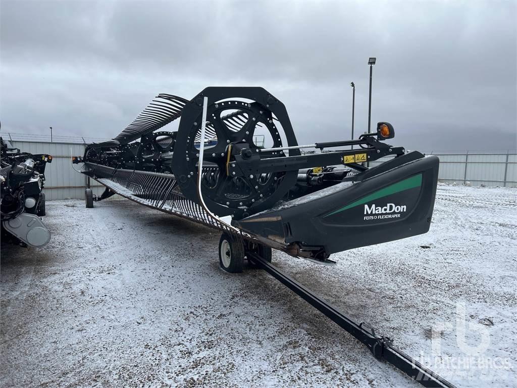 MacDon FD75 Leikkuupöydät