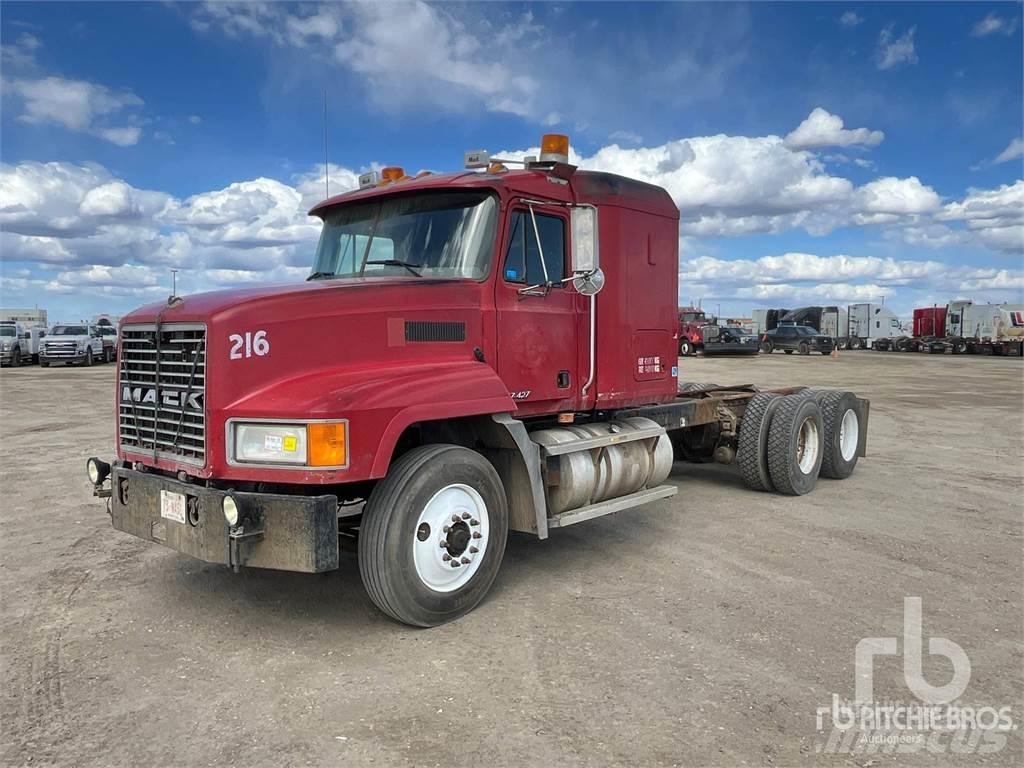Mack CH613 Kuorma-autoalustat