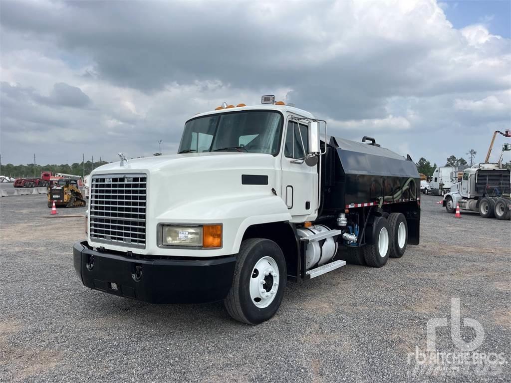 Mack CH613 Vesisäiliöautot