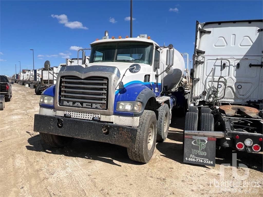 Mack CPT713 Betonikuorma-autot