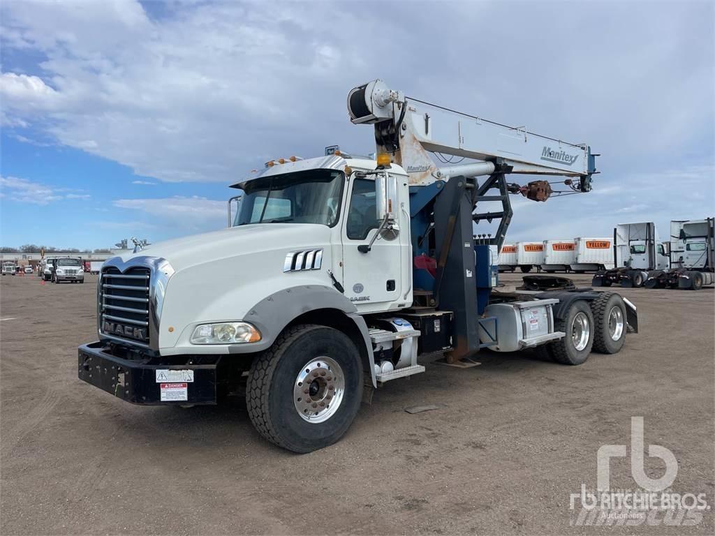 Mack GU813 Nosturiautot