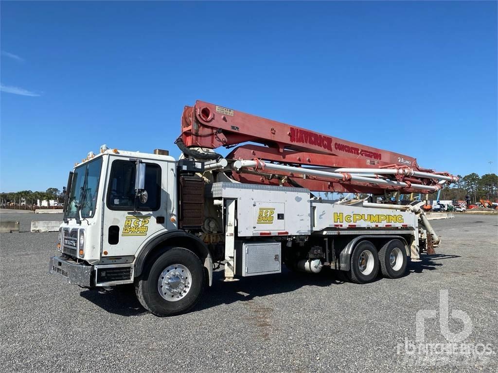 Mack MRU613 Betonikuorma-autot