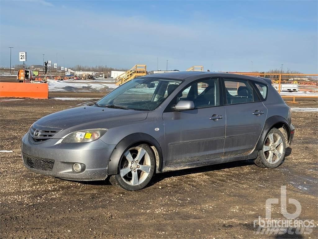 Mazda 3 Henkilöautot