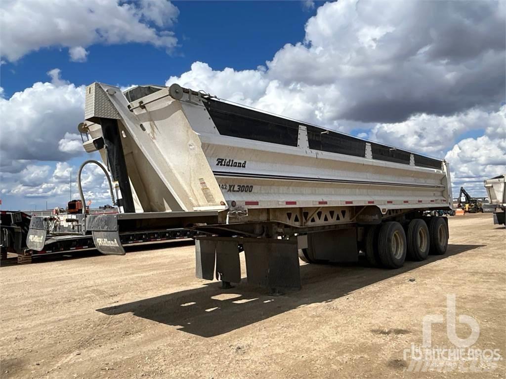 Midland XL3000 Kippipuoliperävaunut
