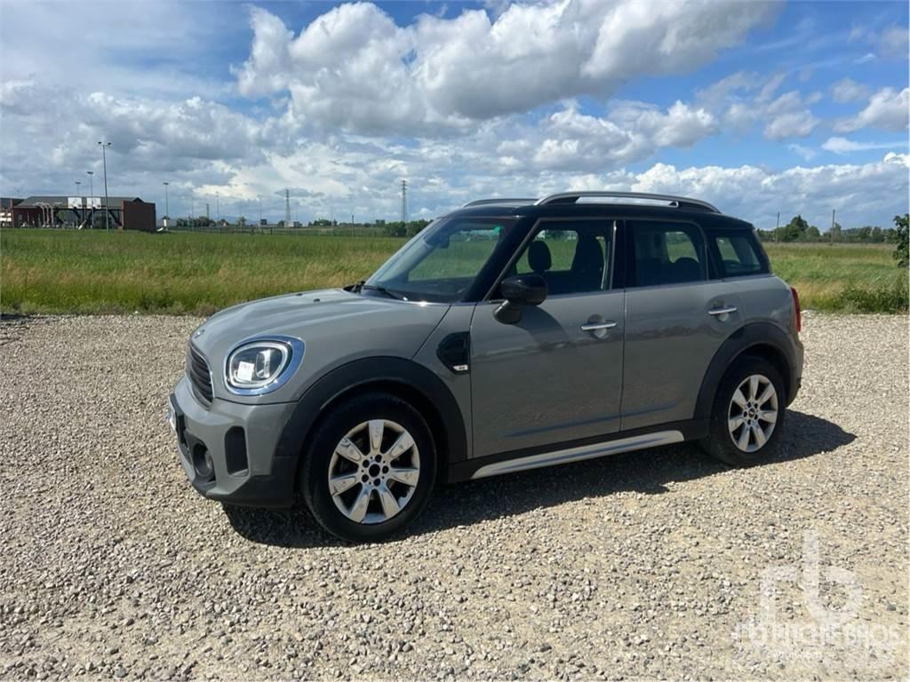 Mini COUNTRYMAN Henkilöautot