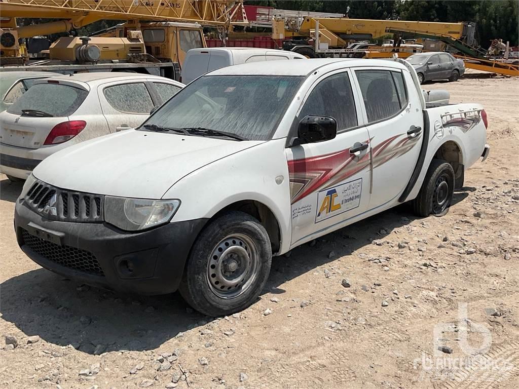 Mitsubishi L200 Lava-autot