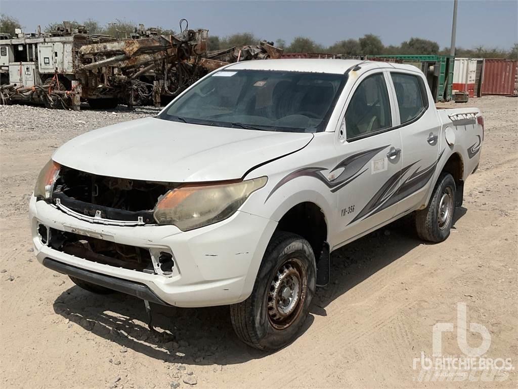 Mitsubishi L200 Lava-autot