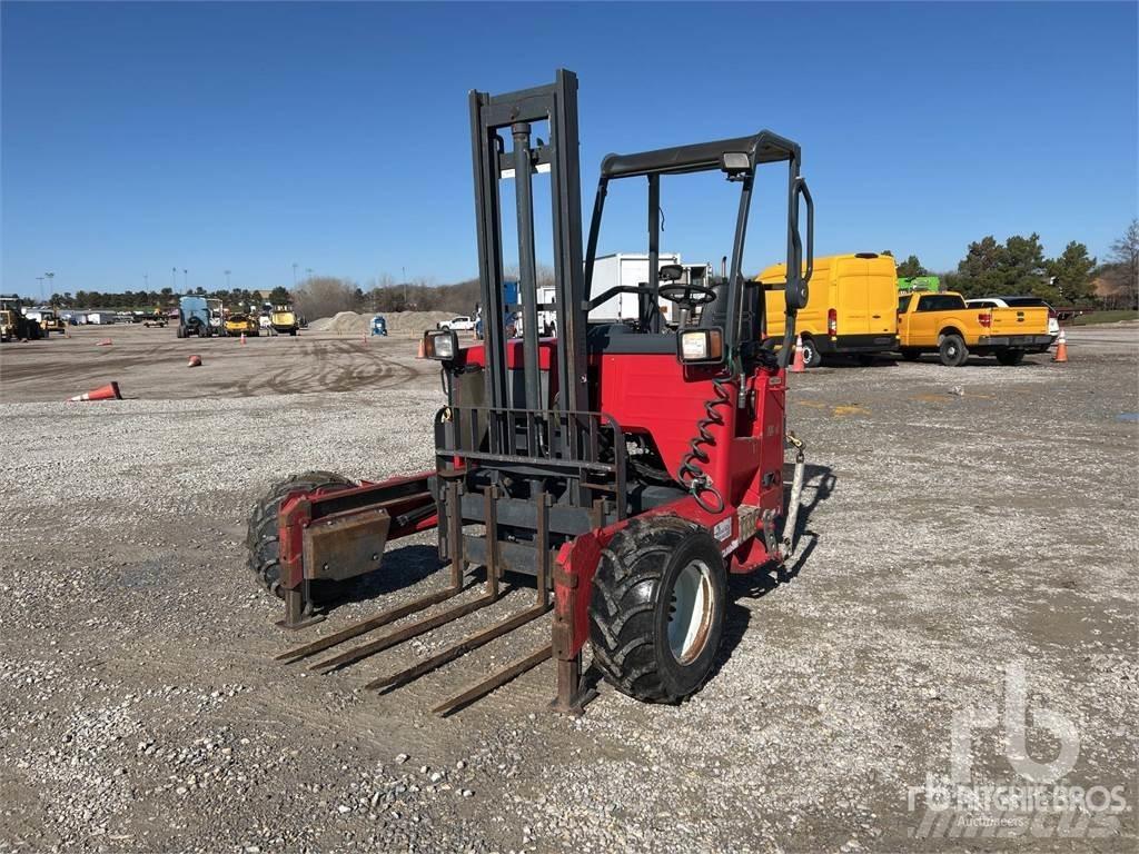 Moffett M50 Maastotrukit