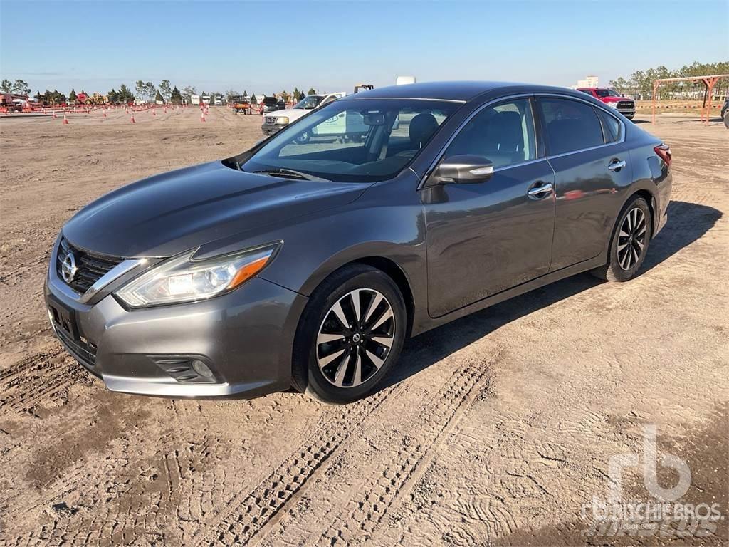 Nissan ALTIMA Henkilöautot