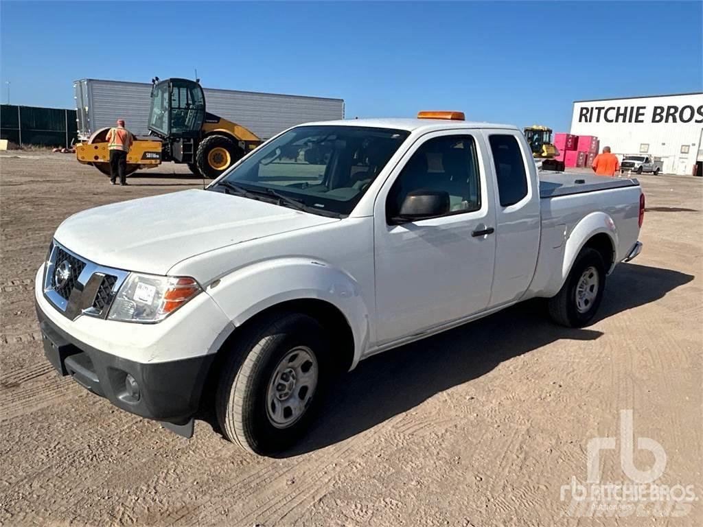 Nissan FRONTIER Lava-autot
