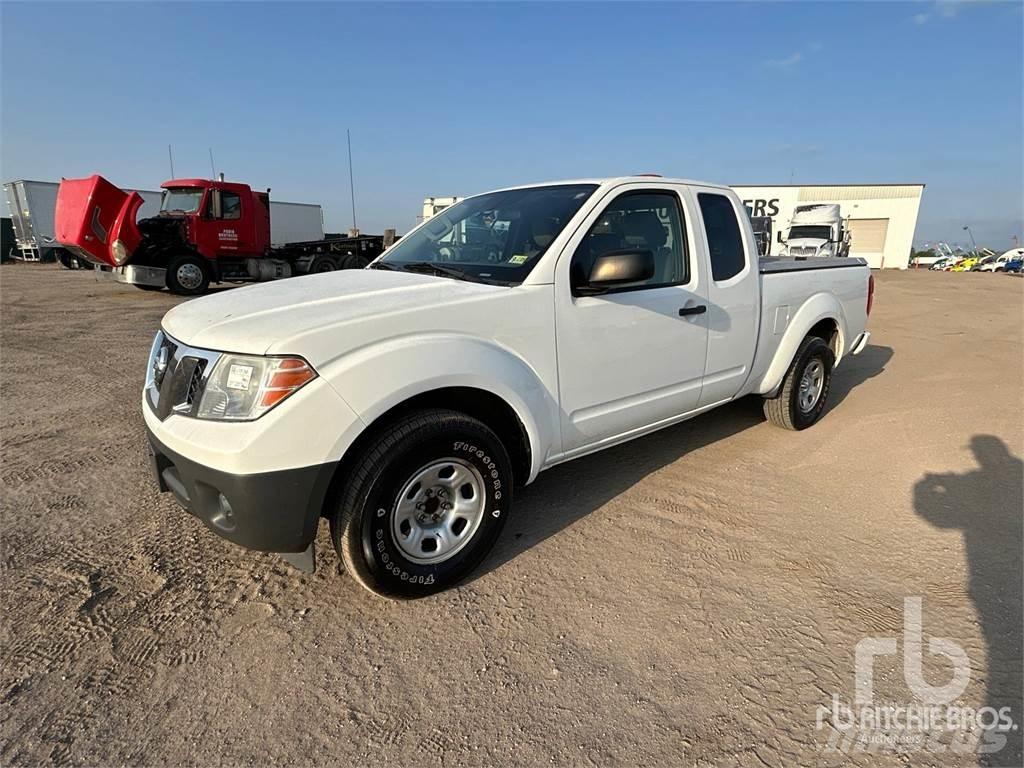 Nissan FRONTIER Lava-autot