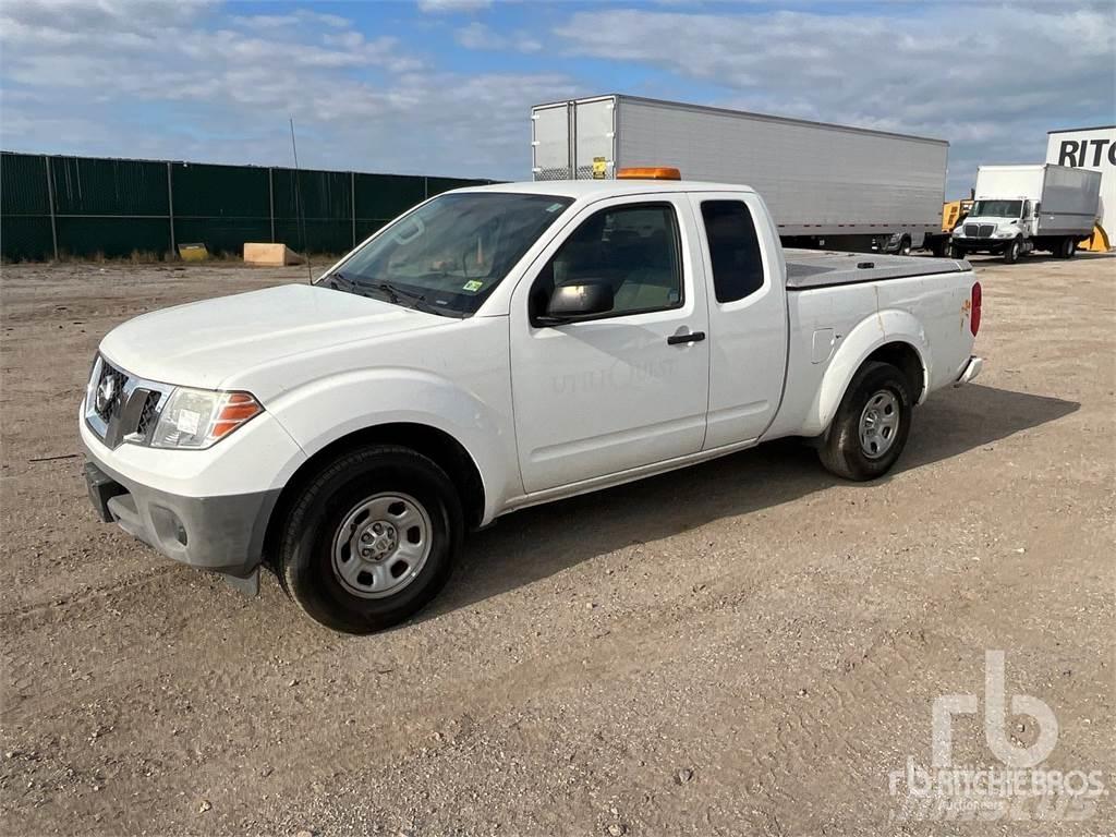 Nissan FRONTIER Lava-autot