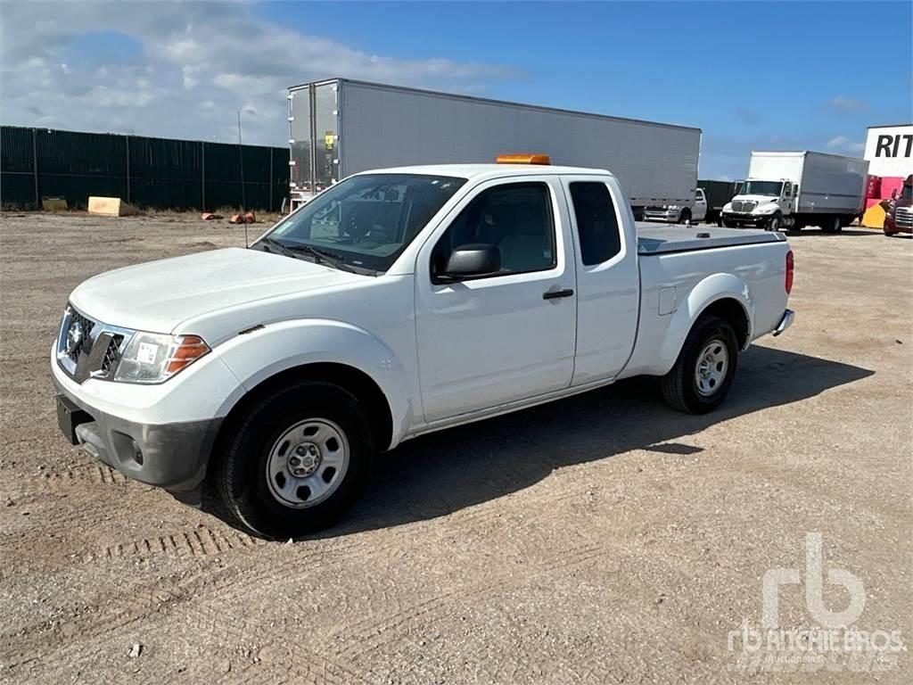 Nissan FRONTIER Lava-autot