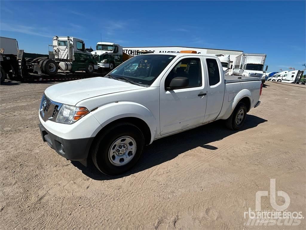 Nissan FRONTIER Lava-autot