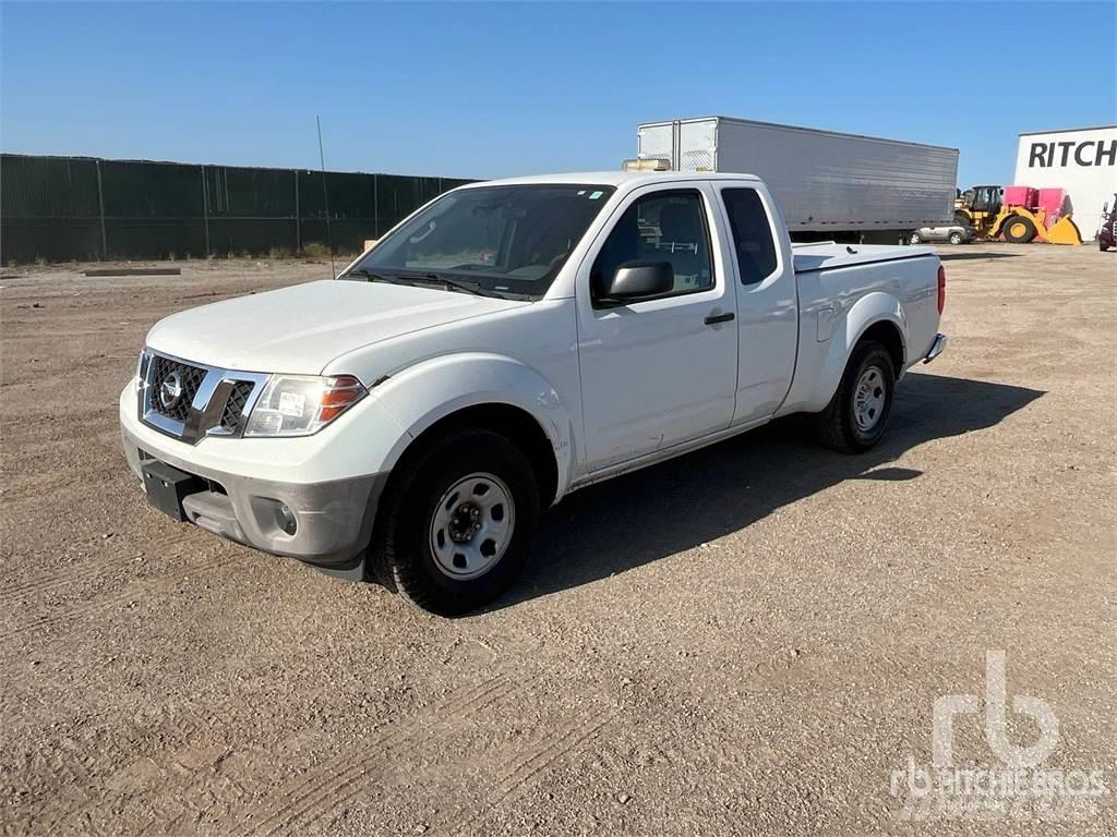 Nissan FRONTIER Lava-autot