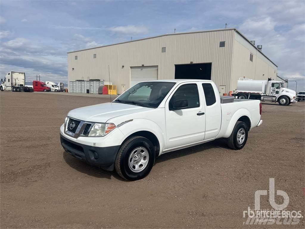 Nissan FRONTIER Lava-autot