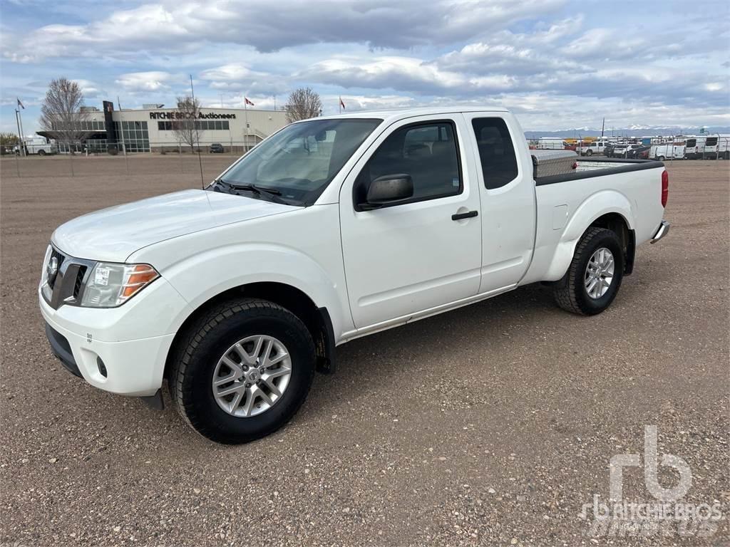 Nissan FRONTIER Lava-autot