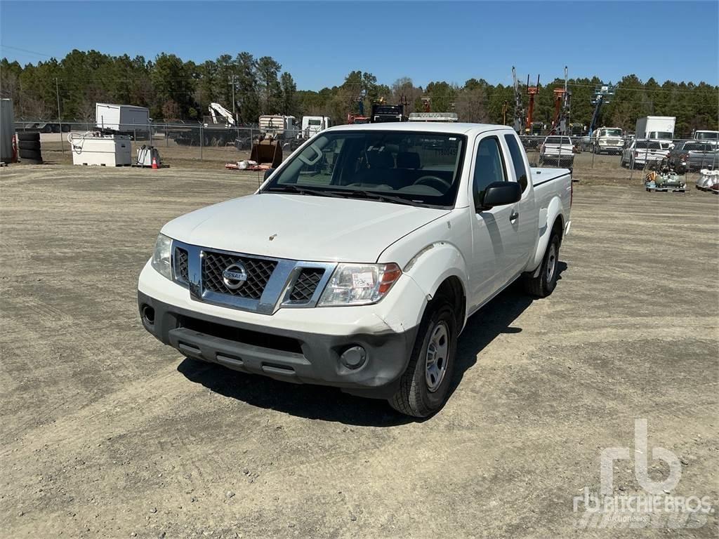 Nissan FRONTIER Lava-autot